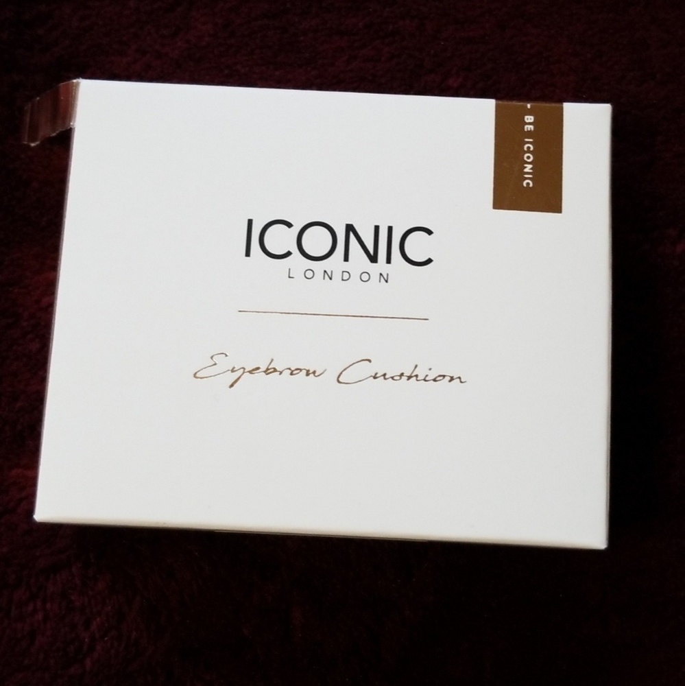 Iconic eyebrow  cushion